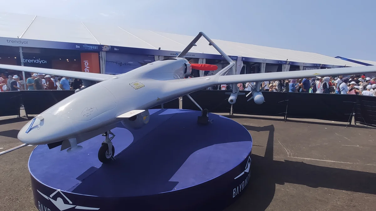 Bayraktar TB2 foto oficial